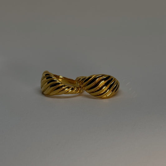 Zania Ring